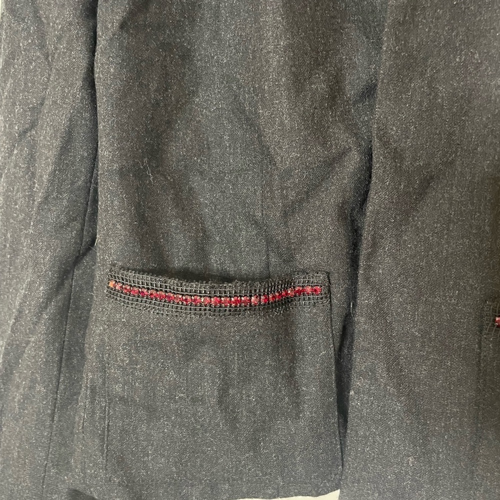 NWT!! Harve’ Benard Evening Black Blazer with Red Accents Size 6 - Picture 3 of 9
